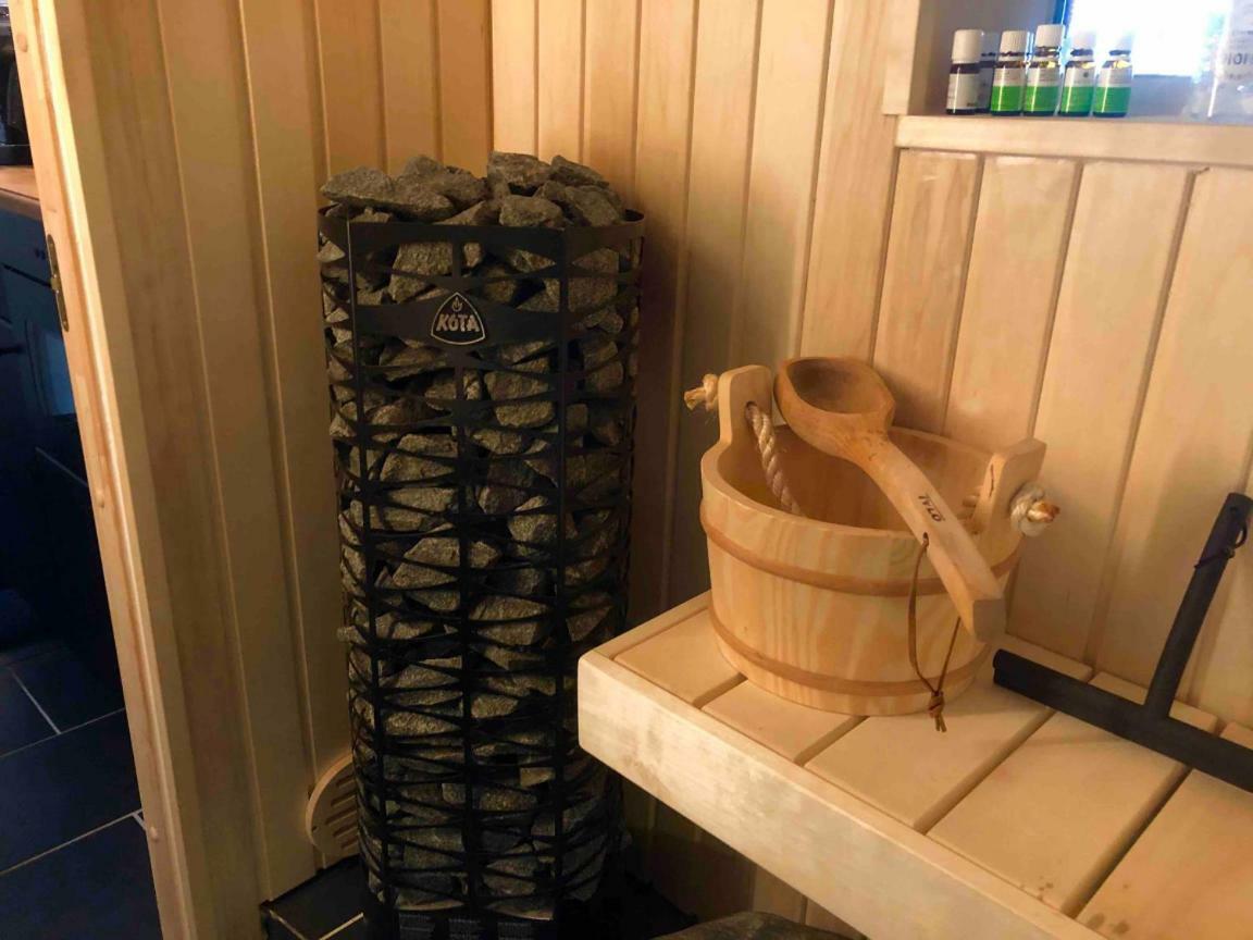 Lovely Studio Apartment Seaview & Private Sauna Лерум Экстерьер фото